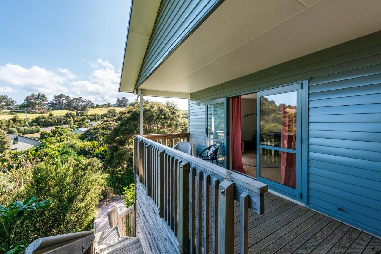 Treetop Retreat - Onetangi Holiday Home Exteriér fotografie
